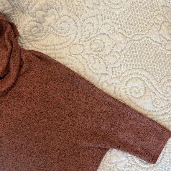 GREEN ENVELOPE brown w/black flecks Dolman Sleeve Drawstring Waist Cowl Neck (L) - Picture 7 of 8